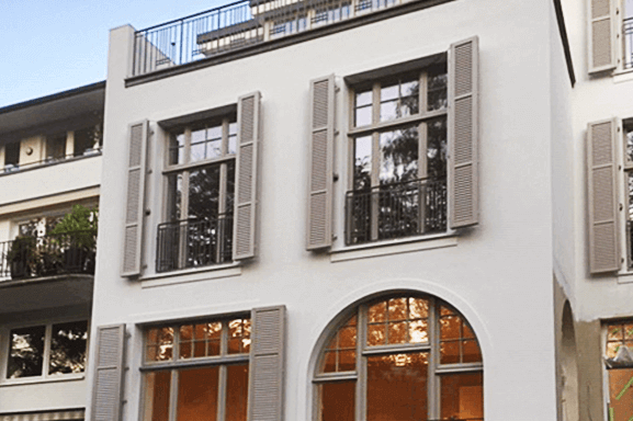 Holz Fensterläden aus Niederbayern | Bayern - Fensterläden aus Holz. Rottaler Fensterladen: Holz Fensterläden von höchster Qualität.
